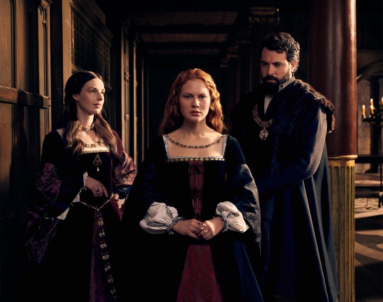 Catherine Parr (Jessica Raine), Elizabeth I (Alicia von Rittberg ...